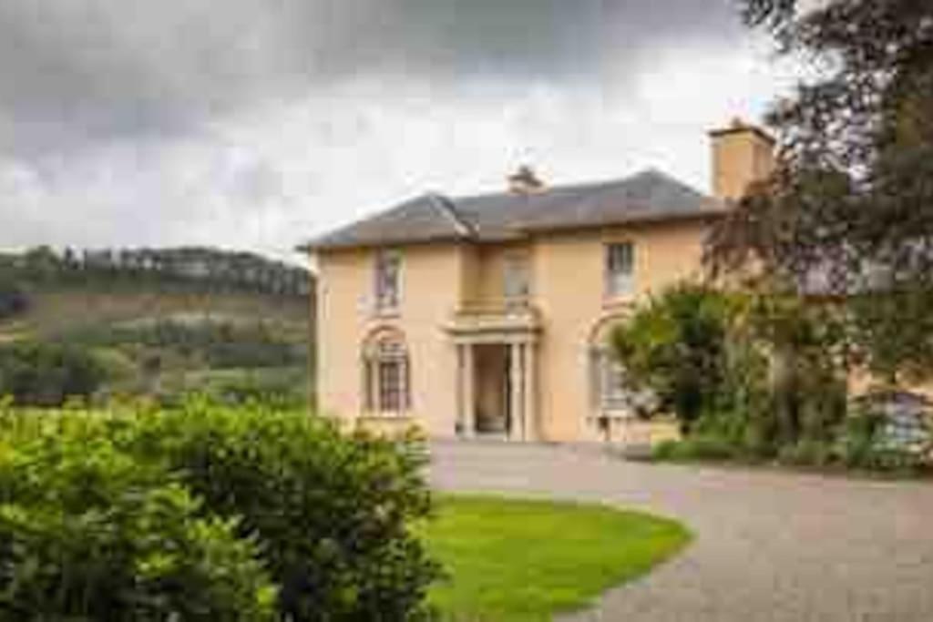 Y Villa Mor Llanarth  Bagian luar foto
